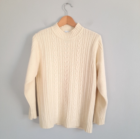 Haband Sweaters - Haband! Vintage Buttercream Yellow Mock Turtleneck Sweater